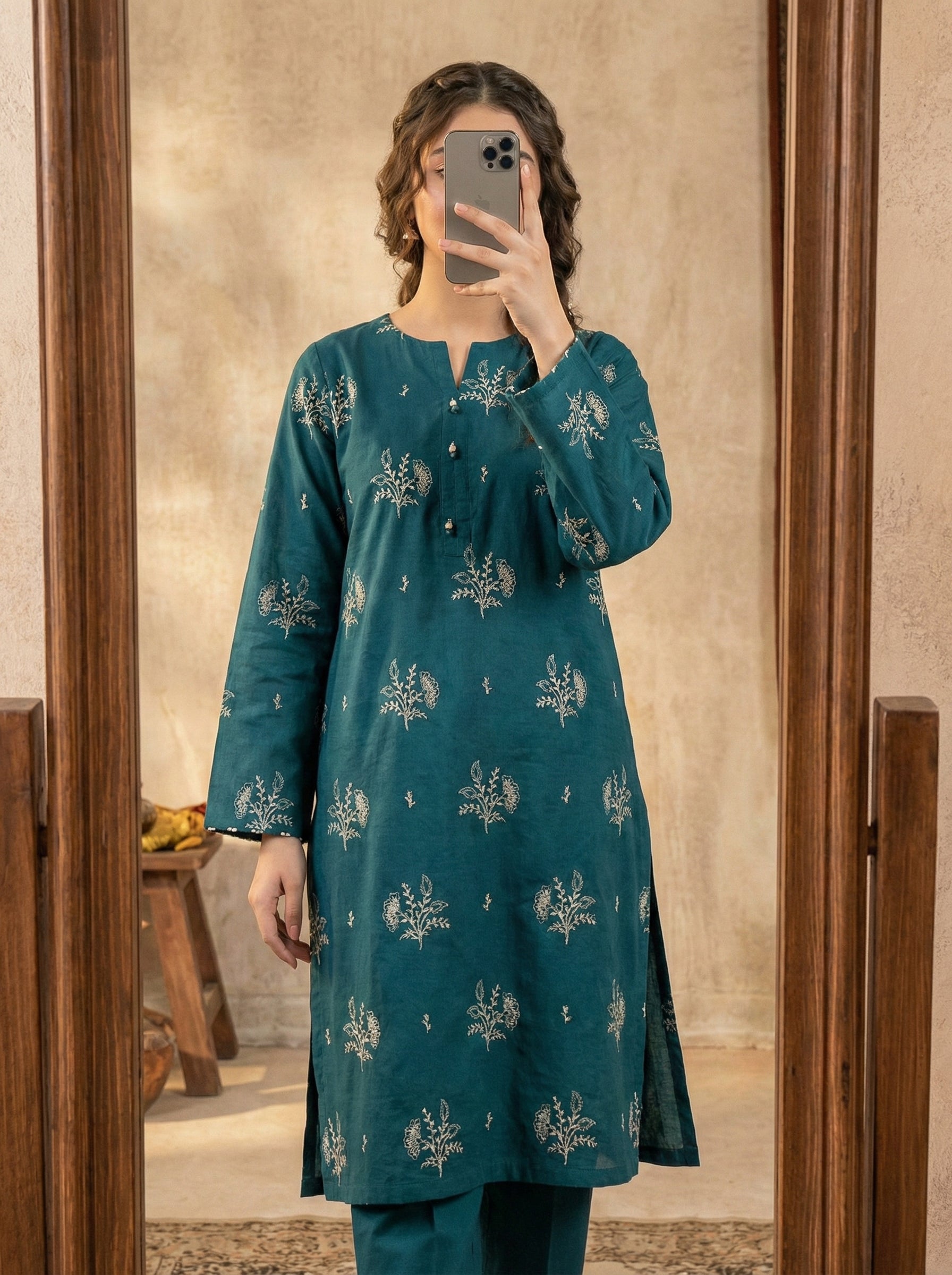 (Z-8871) Lawn Floral embroidery 2 piece