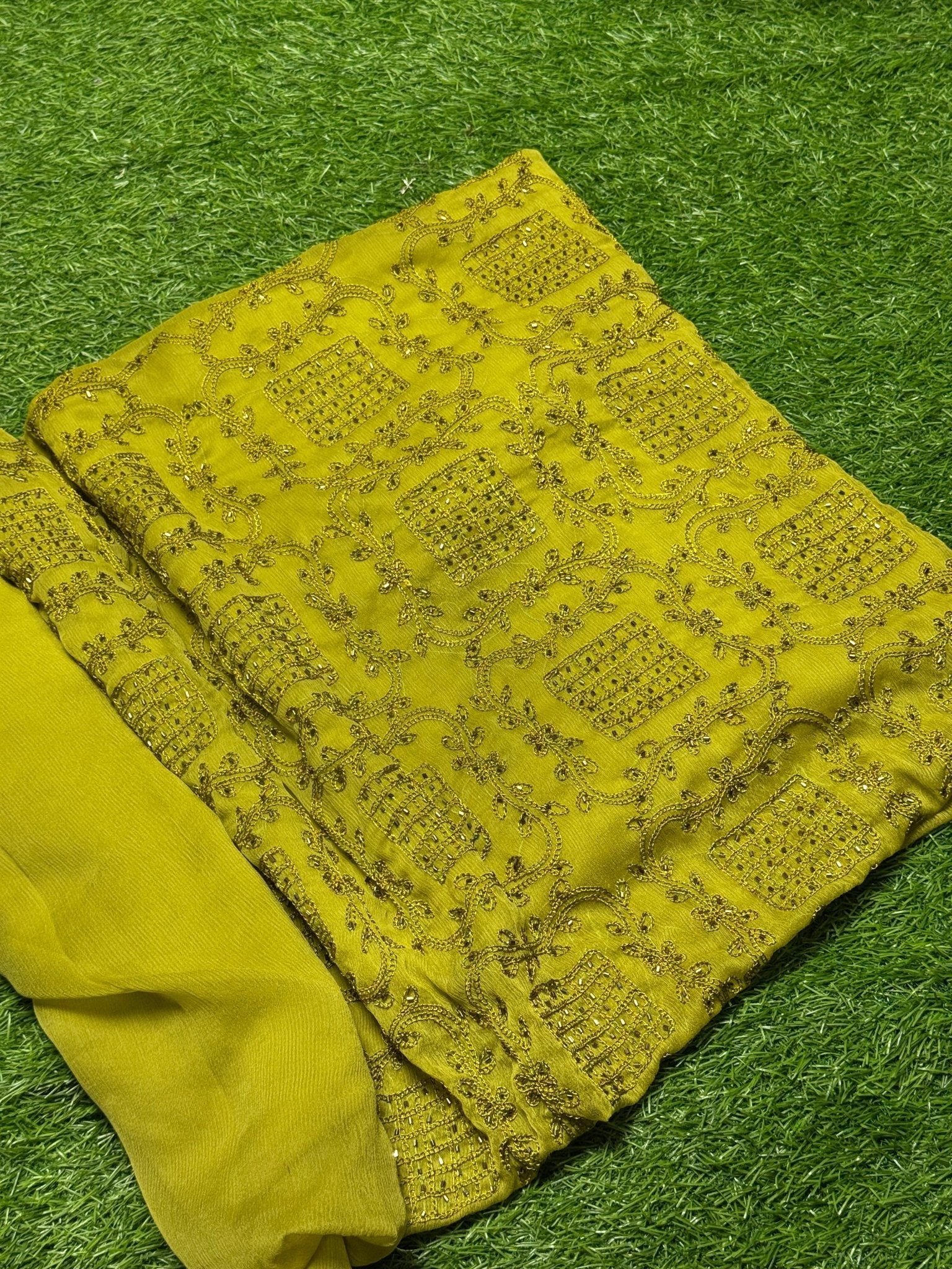 Chiffon 2 piece handmade arri with cut dana